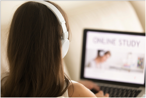 Como a tecnologia pode auxiliar escolas em tempos de afastamento social